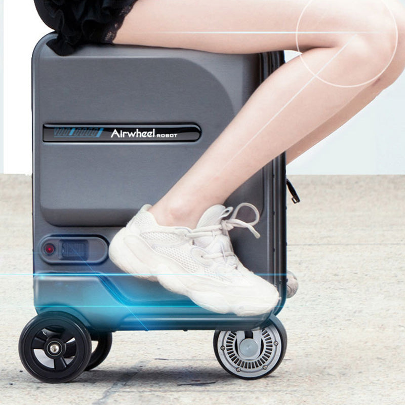 The top 2 smart luggage: Airwheel VS Modobag